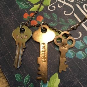 The giving keys extra long necklace for layering